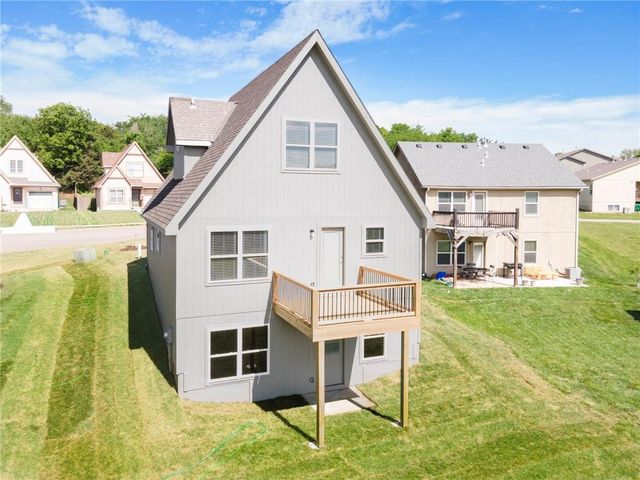 13741 Leigh Drive, Bonner Springs, KS 66012