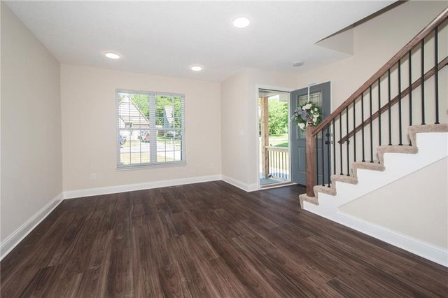 13741 Leigh Drive, Bonner Springs, KS 66012