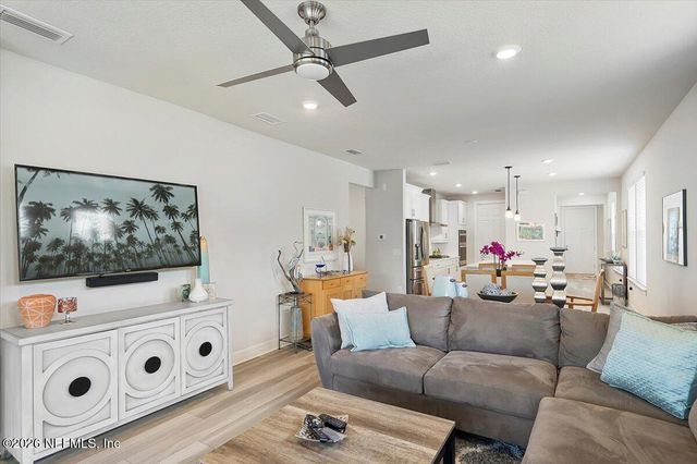 10628 ANTHEM Way, Jacksonville, FL 32256