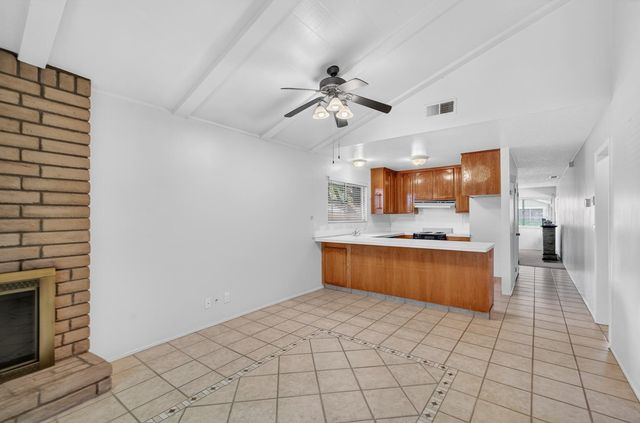 8187 La Riviera Dr, Sacramento, CA 95826