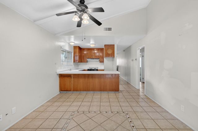 8187 La Riviera Dr, Sacramento, CA 95826