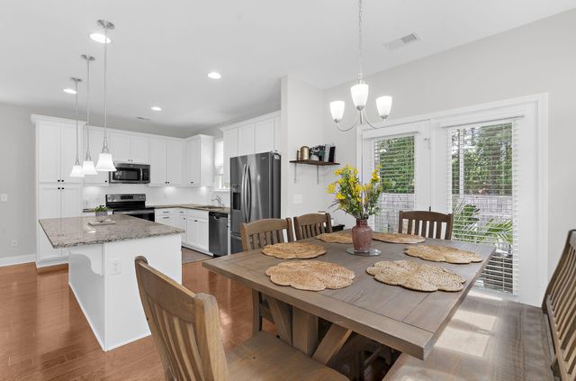 2600 Poplar Grove Place, Summerville, SC 29483