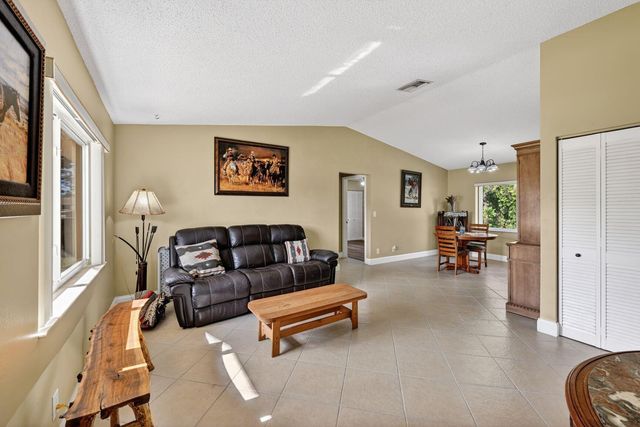 12541 SW 10th Court, Davie, FL 33325