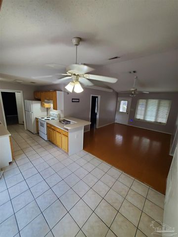 2026 Church St, Gulf Breeze, FL 32563