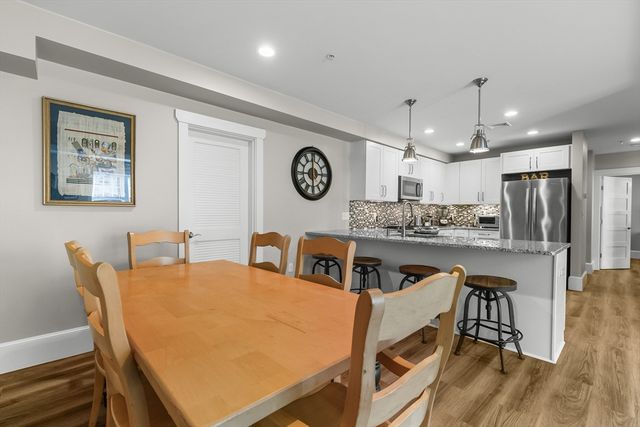 76 Court Street 6, Plymouth, MA 02360