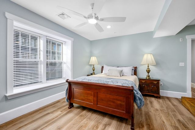 76 Court Street 6, Plymouth, MA 02360