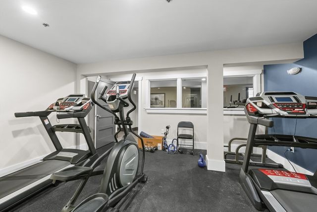 76 Court Street 6, Plymouth, MA 02360
