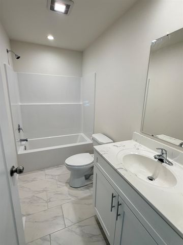 12 Winsor Way, New Durham, NH 03855