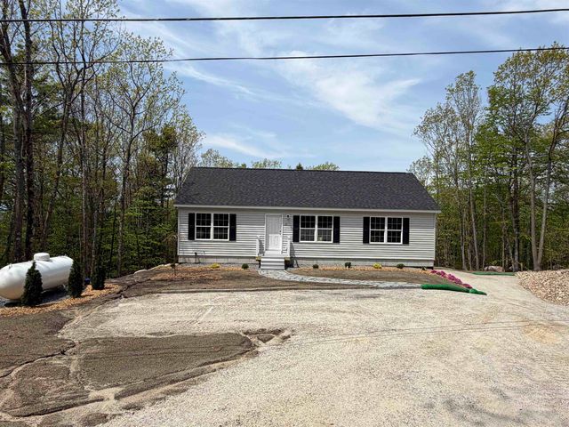12 Winsor Way, New Durham, NH 03855