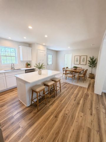 12 Winsor Way, New Durham, NH 03855