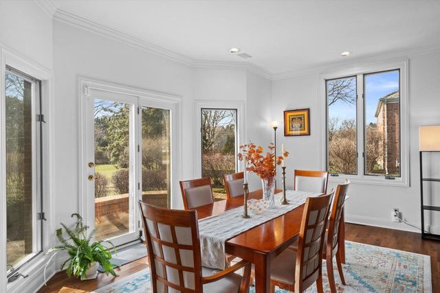 130 Lamplighter LANE, Wind Point, WI 53402