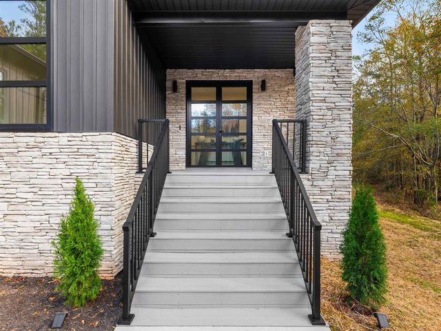 1026 Blumefield Road, Anderson, SC 29625