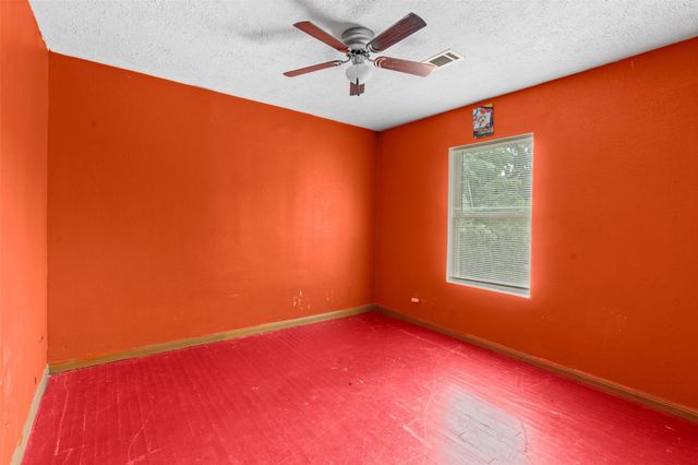 213 Olive Avenue, Pasadena, TX 77506