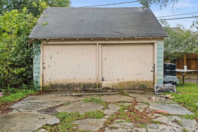 213 Olive Avenue, Pasadena, TX 77506
