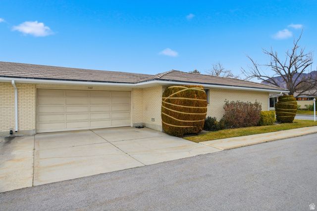 5164 S 1870 E, Holladay, UT 84117