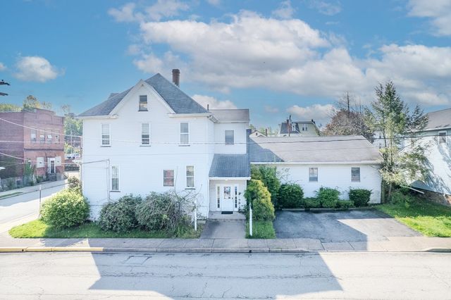 501 Alexandria St, Latrobe, PA 15650