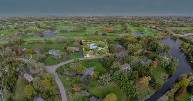 4143 Three Lakes Court, Long Grove, IL 60047