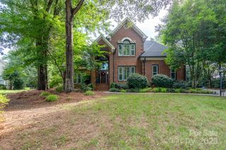 5201 Jupiter Hills Court, Charlotte, NC 28277