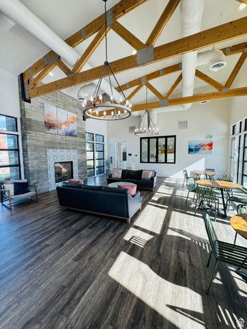 212 W WHITEWATER DR, Vineyard, UT 84059