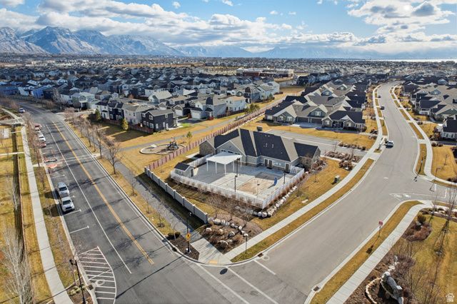 212 W WHITEWATER DR, Vineyard, UT 84059