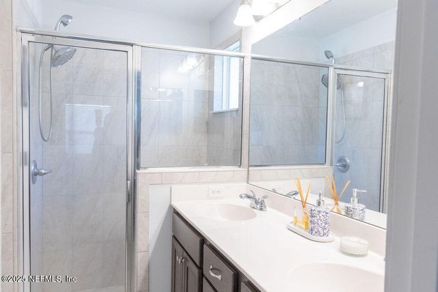 2135 FAIRWAY VILLAS Drive, Jacksonville, FL 32233