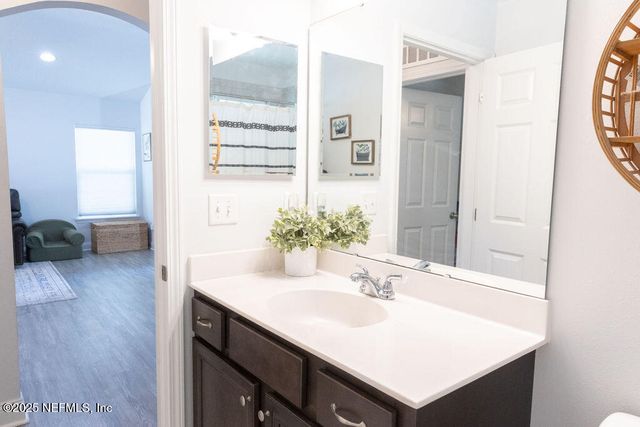 2135 FAIRWAY VILLAS Drive, Jacksonville, FL 32233