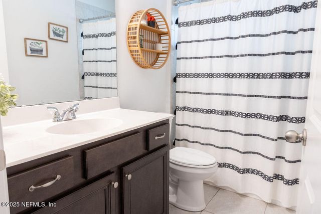 2135 FAIRWAY VILLAS Drive, Jacksonville, FL 32233