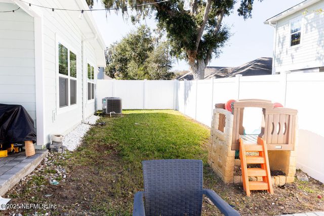 2135 FAIRWAY VILLAS Drive, Jacksonville, FL 32233