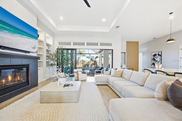 15013 MONTELLO WAY, Bradenton, FL 34211