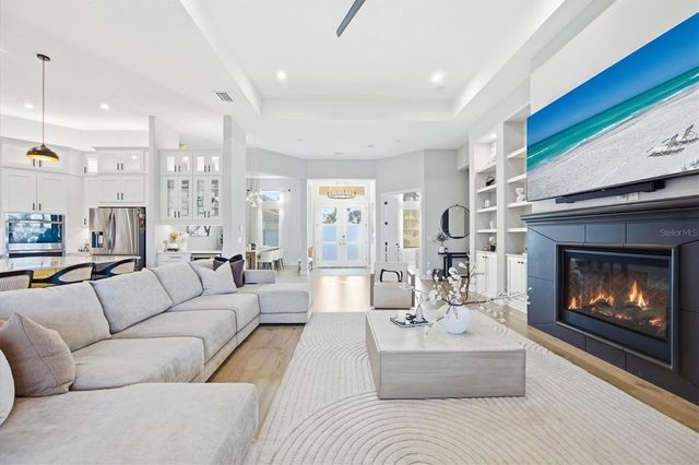 15013 MONTELLO WAY, Bradenton, FL 34211