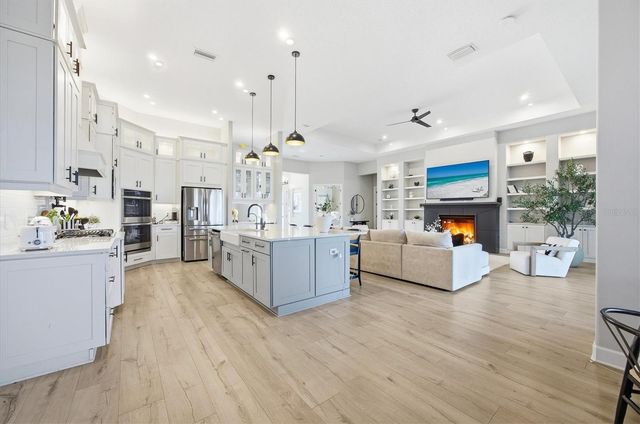 15013 MONTELLO WAY, Bradenton, FL 34211