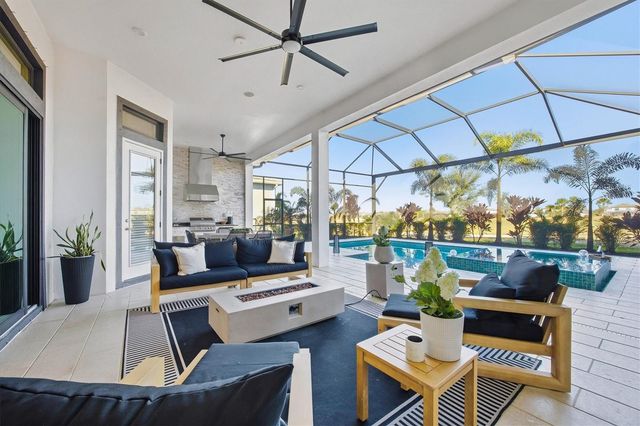 15013 MONTELLO WAY, Bradenton, FL 34211