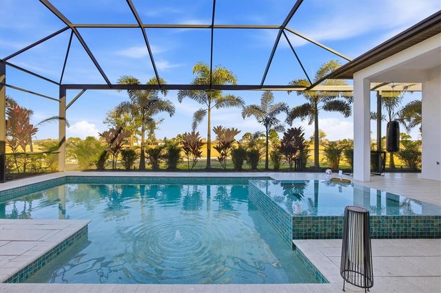 15013 MONTELLO WAY, Bradenton, FL 34211