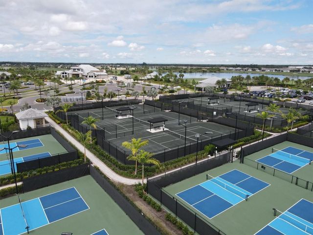 15013 MONTELLO WAY, Bradenton, FL 34211