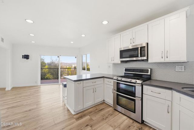 5076 Escobedo Drive, Woodland Hills, CA 91364