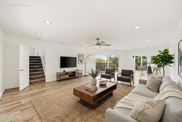 5076 Escobedo Drive, Woodland Hills, CA 91364