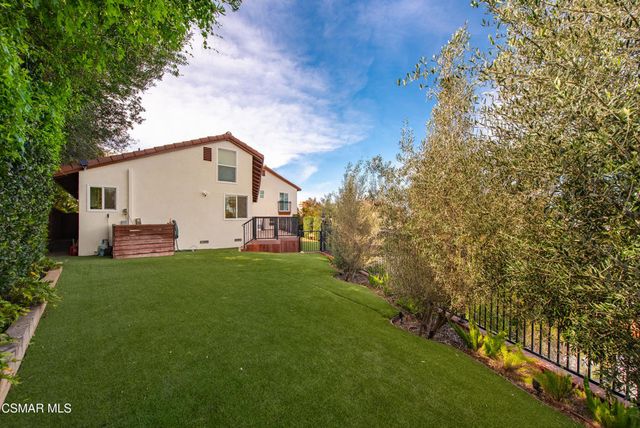 5076 Escobedo Drive, Woodland Hills, CA 91364