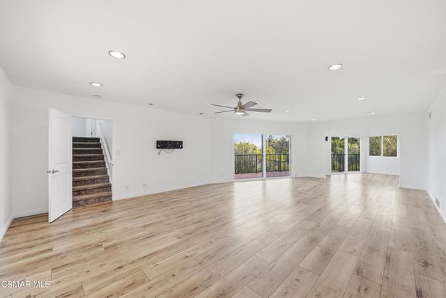 5076 Escobedo Drive, Woodland Hills, CA 91364