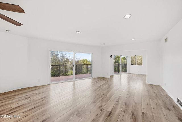 5076 Escobedo Drive, Woodland Hills, CA 91364