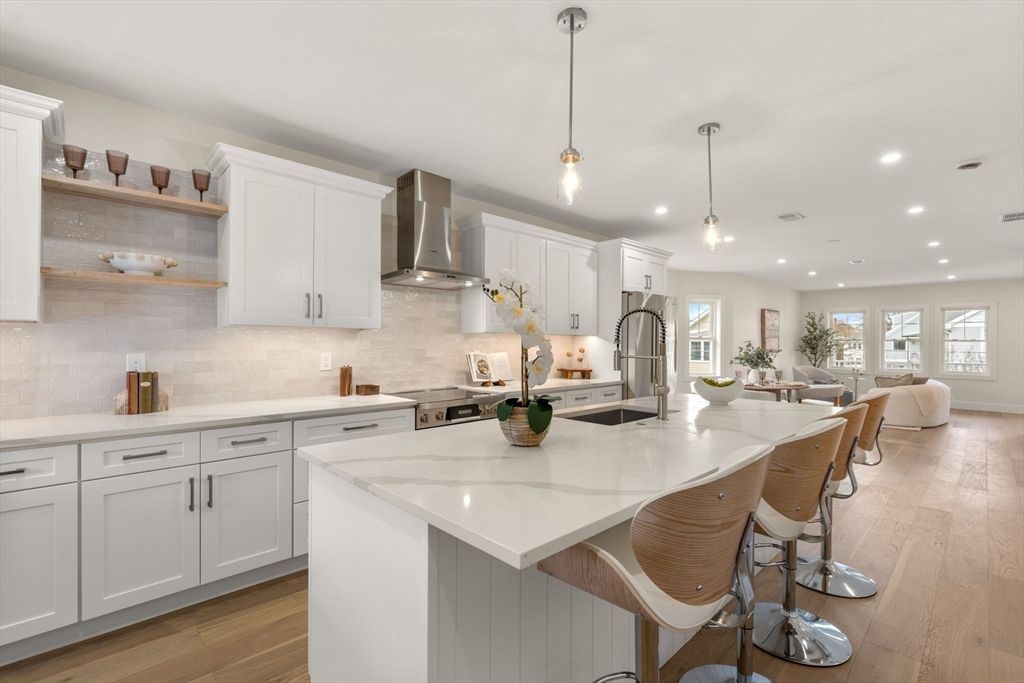 25 Francis St 2, Watertown, MA 02472