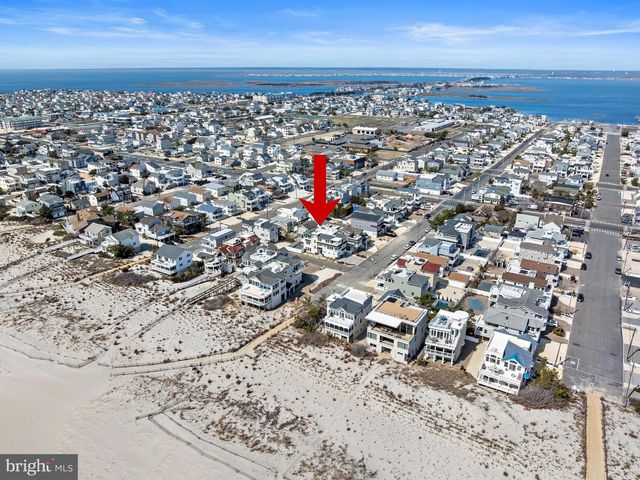 22 S 1ST ST, Surf City, NJ 08008