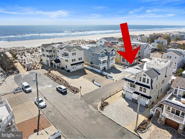 22 S 1ST ST, Surf City, NJ 08008