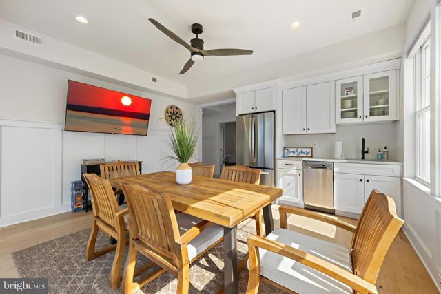 22 S 1ST ST, Surf City, NJ 08008
