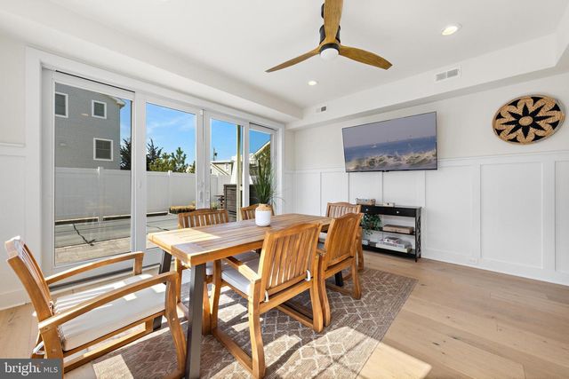 22 S 1ST ST, Surf City, NJ 08008