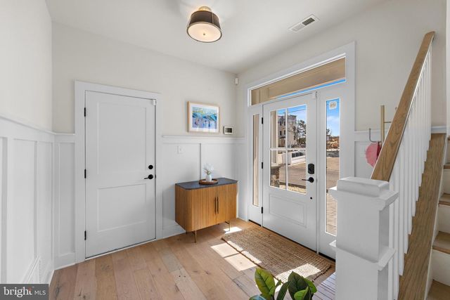 22 S 1ST ST, Surf City, NJ 08008