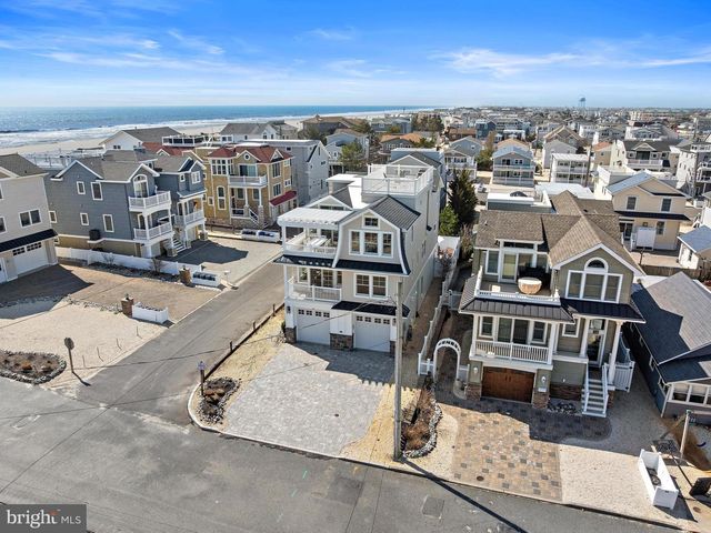 22 S 1ST ST, Surf City, NJ 08008