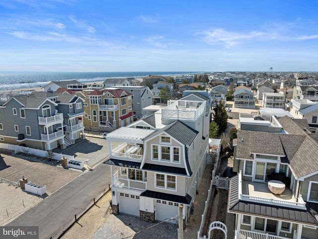22 S 1ST ST, Surf City, NJ 08008