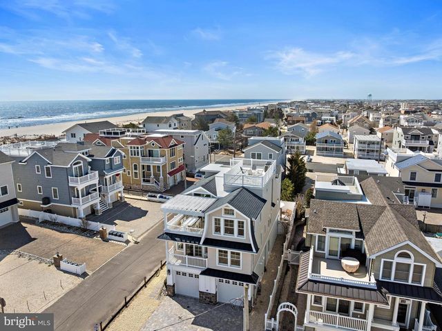 22 S 1ST ST, Surf City, NJ 08008