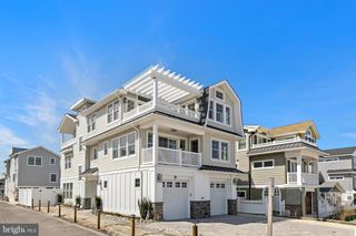 22 S 1ST ST, Surf City, NJ 08008