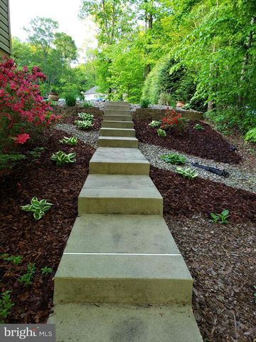 165 WALNUT CREEK RD, Huntingtown, MD 20639